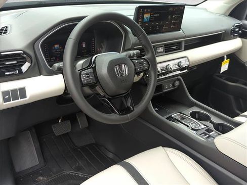 New 2026 Honda Pilot EX-L image 3
