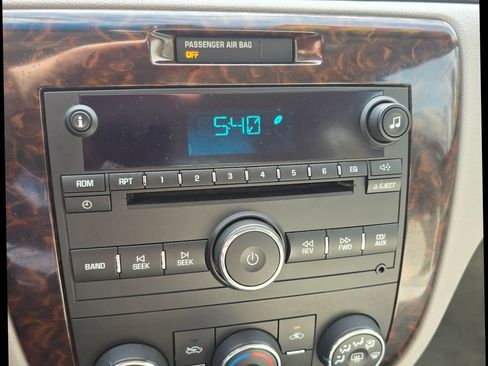 Used 2014 Chevrolet Impala Limited LS image 18