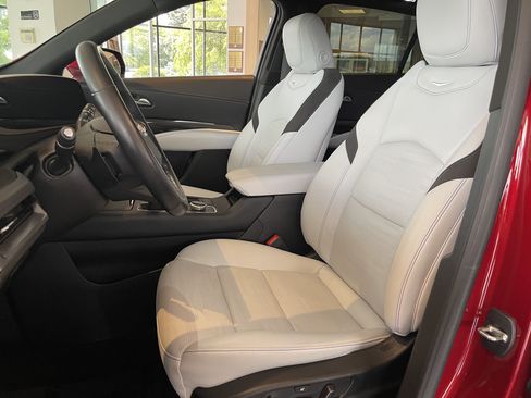 Certified 2024 Cadillac XT4 Sport AWD/4WD image 16