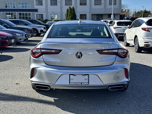 Certified 2025 Acura TLX w/ Technology Package image 5