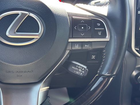 Used 2023 Lexus GX 460 Premium w/ Premium Package AWD/4WD image 15
