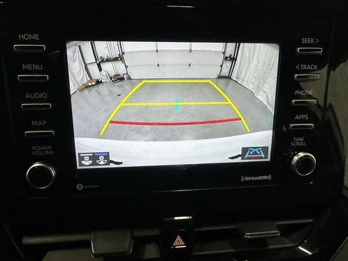 Used 2022 Toyota Camry SE image 32