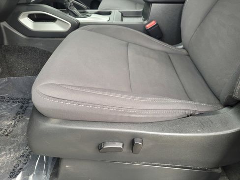 Used 2023 Nissan Frontier SV image 17