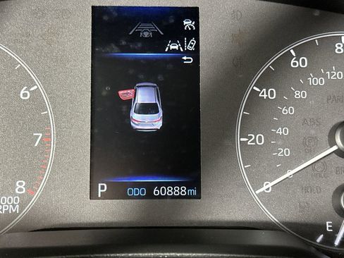 Used 2023 Toyota Corolla LE image 19