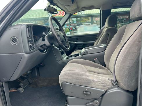 Used 2006 Chevrolet Silverado 2500 LT RWD image 6