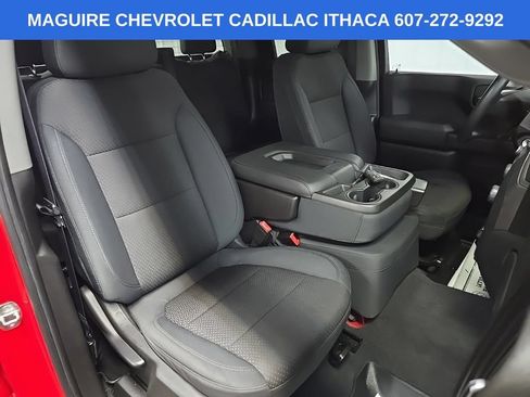 Used 2019 Chevrolet Silverado 1500 Custom w/ Custom Value Package AWD/4WD image 14