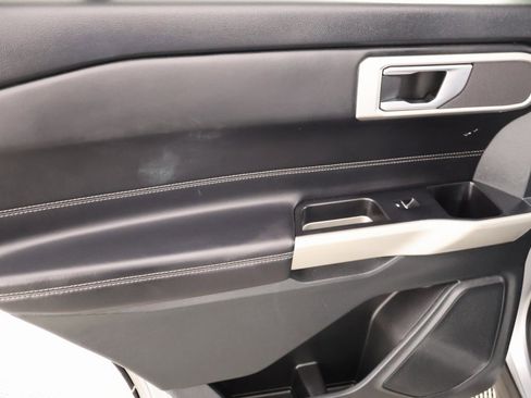 Used 2023 Ford Explorer XLT w/ Equipment Group 202A image 17