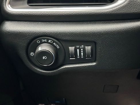 New 2026 Chrysler Pacifica Limited w/ S Appearance Package image 21