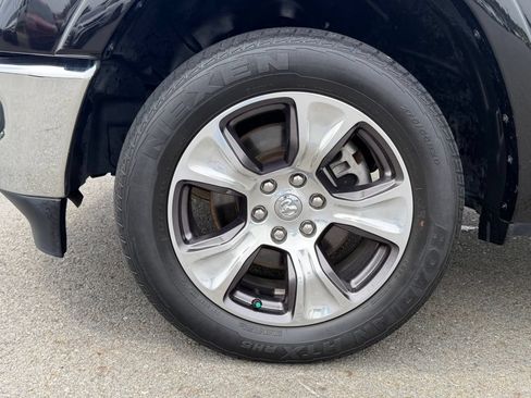 Used 2022 RAM 1500 Laramie AWD/4WD image 10