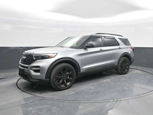 Certified 2024 Ford Explorer ST-Line w/ Class IV Trailer Tow Package AWD/4WD image 5