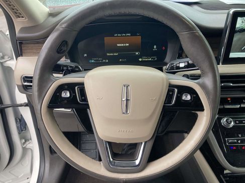 Certified 2022 Lincoln Corsair Reserve w/ Elements Package image 33