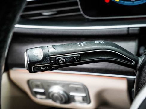 Used 2021 Mercedes-Benz GLE 350 4MATIC image 39