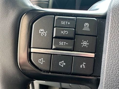 Used 2023 Ford Expedition Platinum AWD/4WD image 25