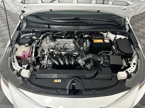Used 2020 Toyota Corolla LE FWD image 30