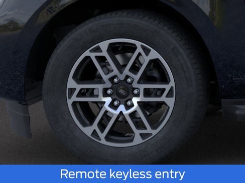 New 2025 Ford Expedition Active AWD/4WD image 24