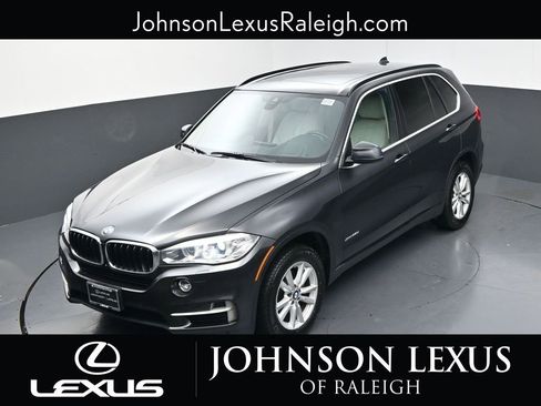 Used 2015 BMW X5 xDrive35d image 24