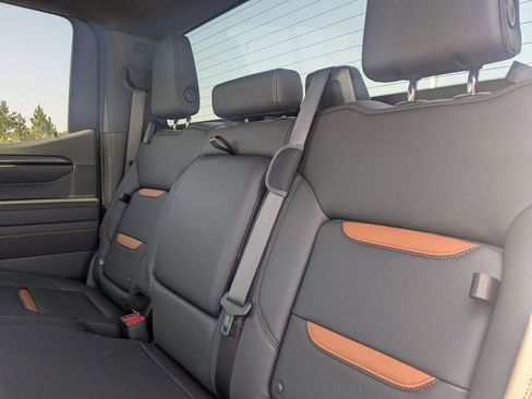 Used 2025 GMC Sierra 1500 AT4 AWD/4WD image 28