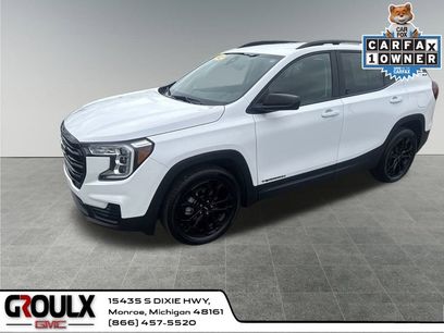Used 2022 GMC Terrain SLE w/ Driver Convenience Package