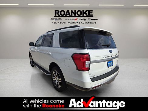 Used 2023 Ford Expedition XLT AWD/4WD image 9