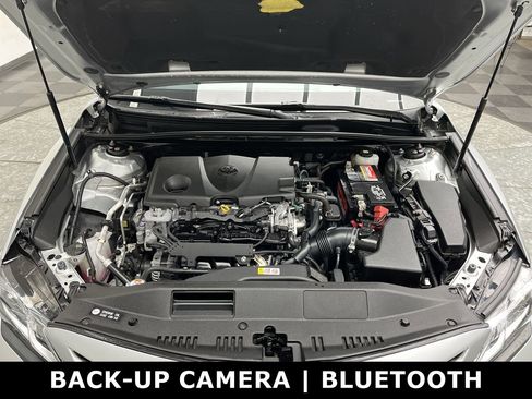 Used 2018 Toyota Camry SE image 22