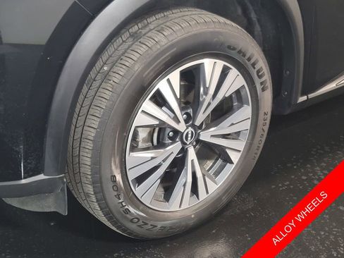 Used 2023 Nissan Rogue SV image 6