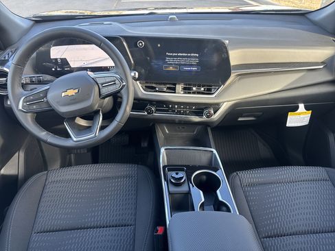 New 2026 Chevrolet Equinox LT w/ Safety and Technology Package image 28