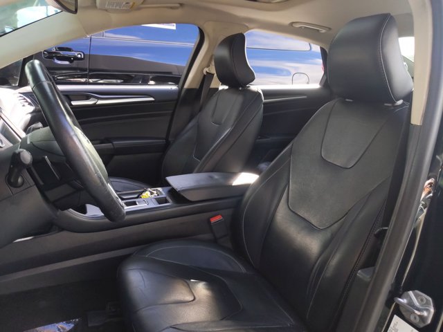 Used 2017 Ford Fusion Titanium FWD image 16