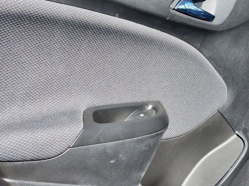 Used 2017 Chevrolet Cruze LT image 13