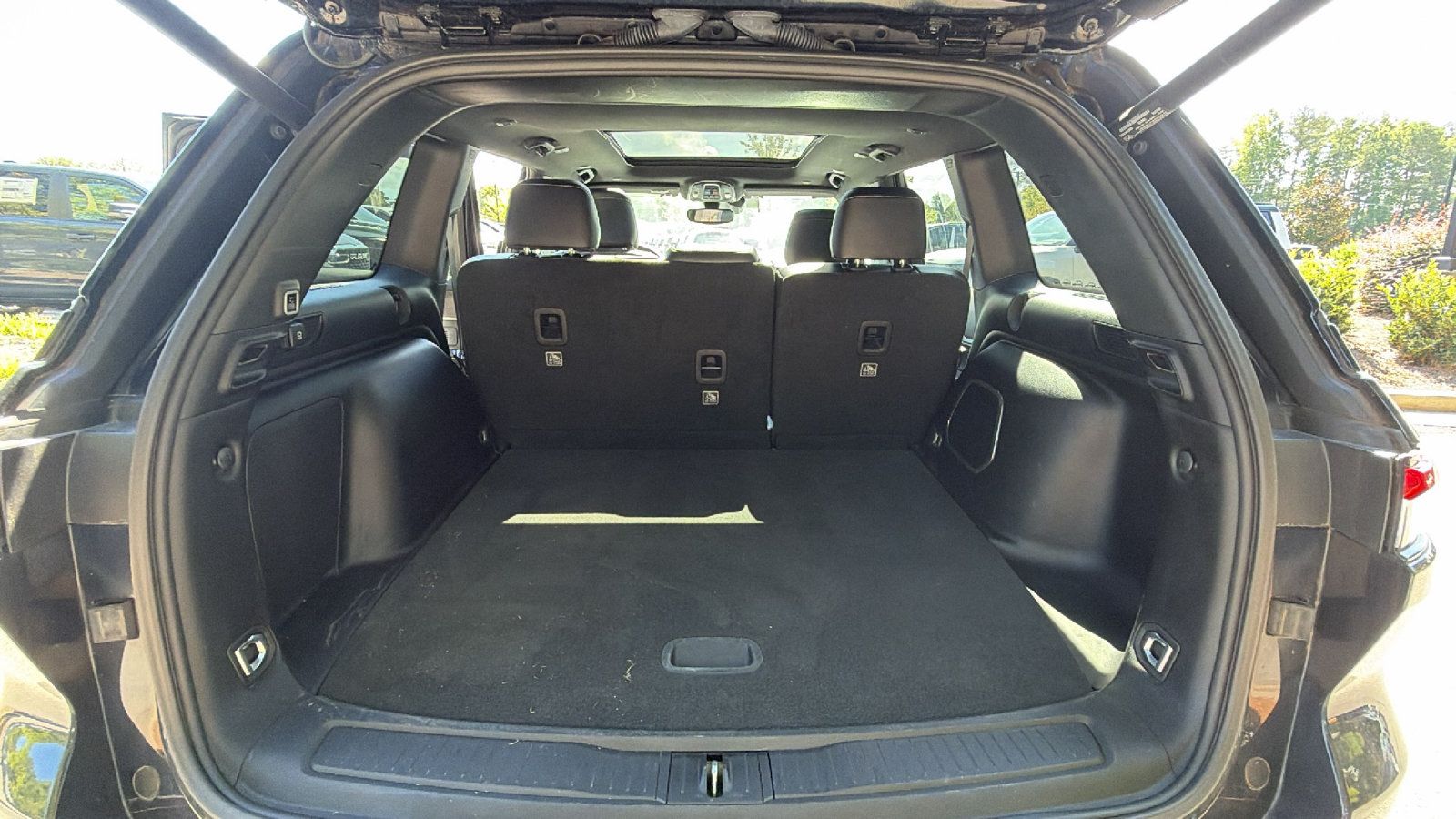 Used 2024 Jeep Grand Cherokee Limited 4xe AWD/4WD image 13