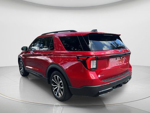 Used 2025 Ford Explorer ST-Line RWD image 7