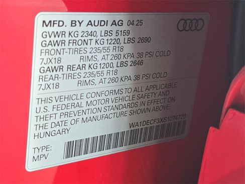 Certified 2025 Audi Q3 2.0T Premium w/ Convenience Package image 30