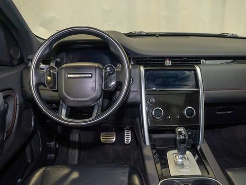 Used 2020 Land Rover Discovery Sport SE R-Dynamic image 2