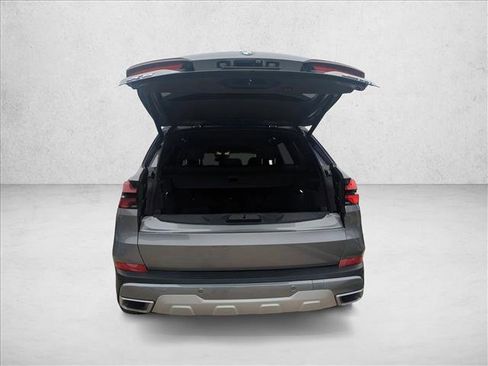 Used 2024 BMW X5 sDrive40i w/ Parking Assistance Package image 7