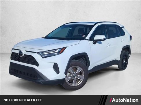 Used 2023 Toyota RAV4 XLE w/ Convenience Package FWD image 1