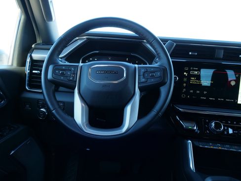 Certified 2024 GMC Sierra 2500 Denali w/ Denali Reserve Package image 21