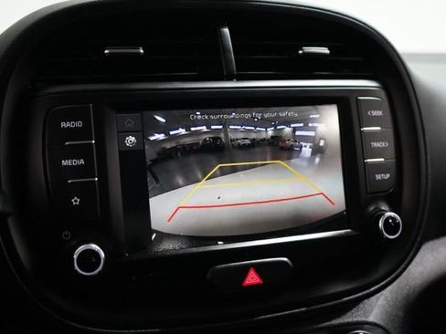 Used 2025 Kia Soul LX w/ LX Technology Package image 28