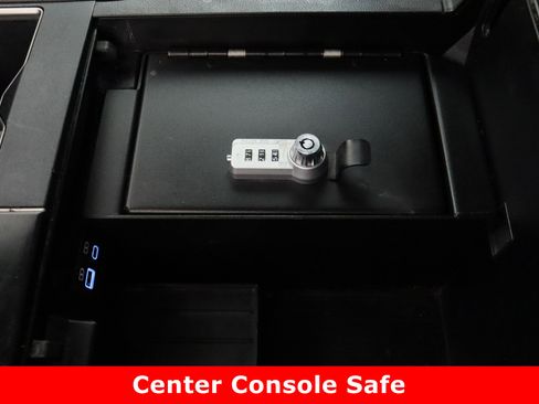 Used 2022 Toyota Tundra Limited image 23