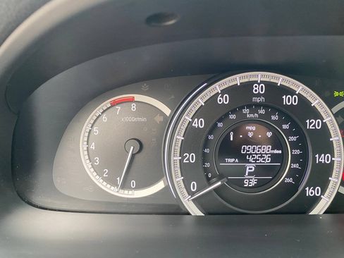 Used 2017 Honda Accord LX image 19