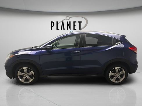 Certified 2017 Honda HR-V EX-L image 9
