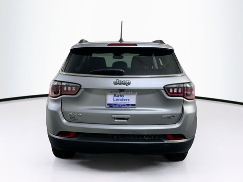 Used 2022 Jeep Compass Latitude w/ Convenience Group AWD/4WD image 6