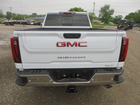 New 2026 GMC Sierra 2500 SLT w/ SLT Premium Package AWD/4WD image 5