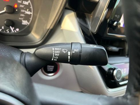 Used 2024 Toyota Corolla SE FWD image 21