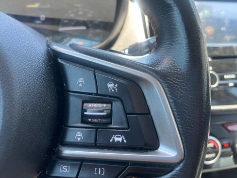 Used 2020 Subaru Crosstrek 2.0i Premium AWD/4WD image 14