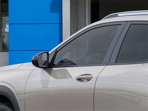 New 2026 Chevrolet Trax ACTIV w/ Sunroof Package image 12