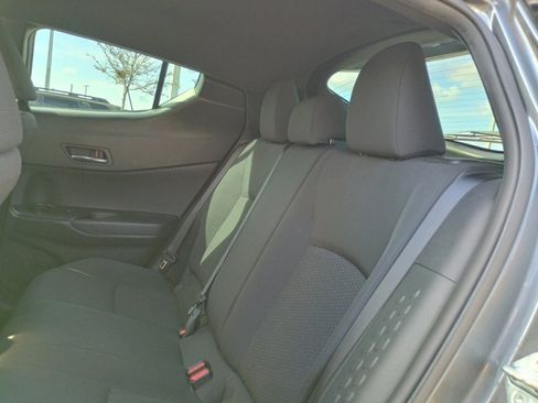 Used 2018 Toyota C-HR XLE image 14