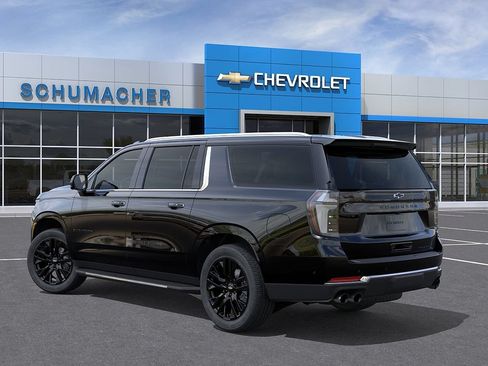 New 2026 Chevrolet Suburban Premier AWD/4WD image 3