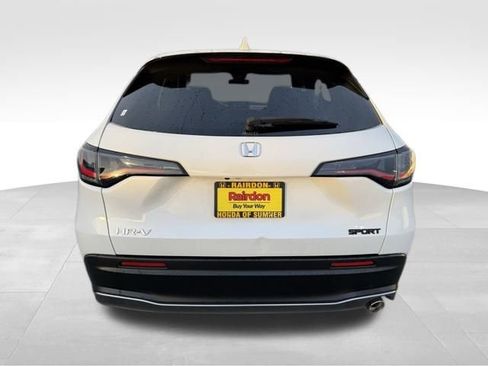 Used 2023 Honda HR-V Sport image 6