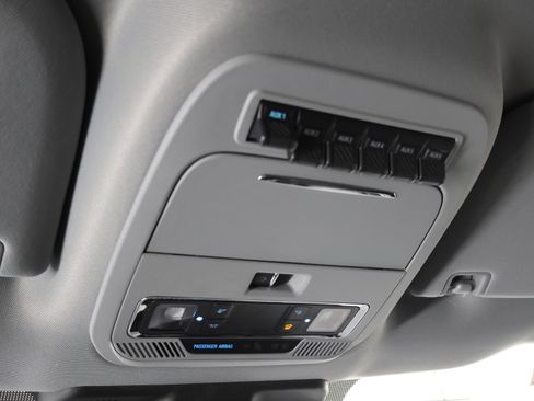 Used 2023 Ford F350 Lariat w/ Chrome Package AWD/4WD image 47