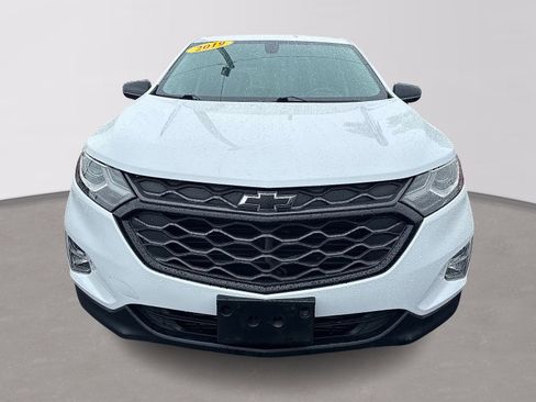 Used 2019 Chevrolet Equinox LT FWD image 2