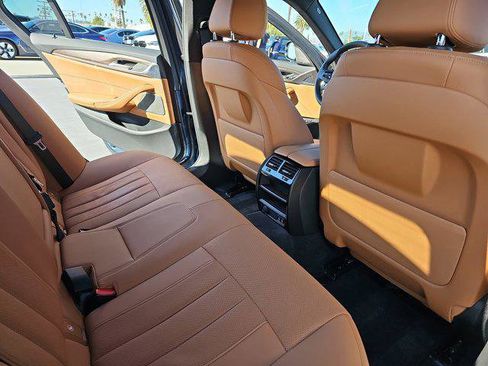 Certified 2023 BMW 530e w/ Premium Package image 11